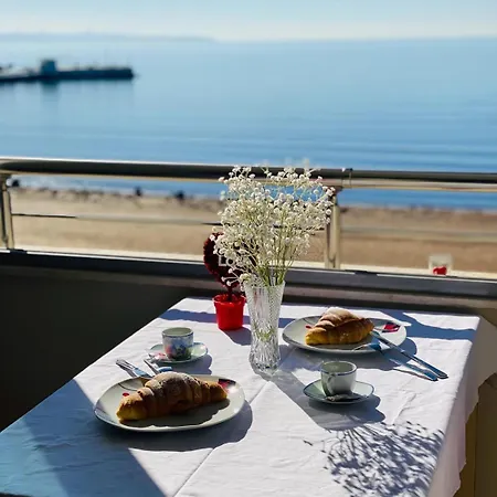 شقة Cozy Beachfront *